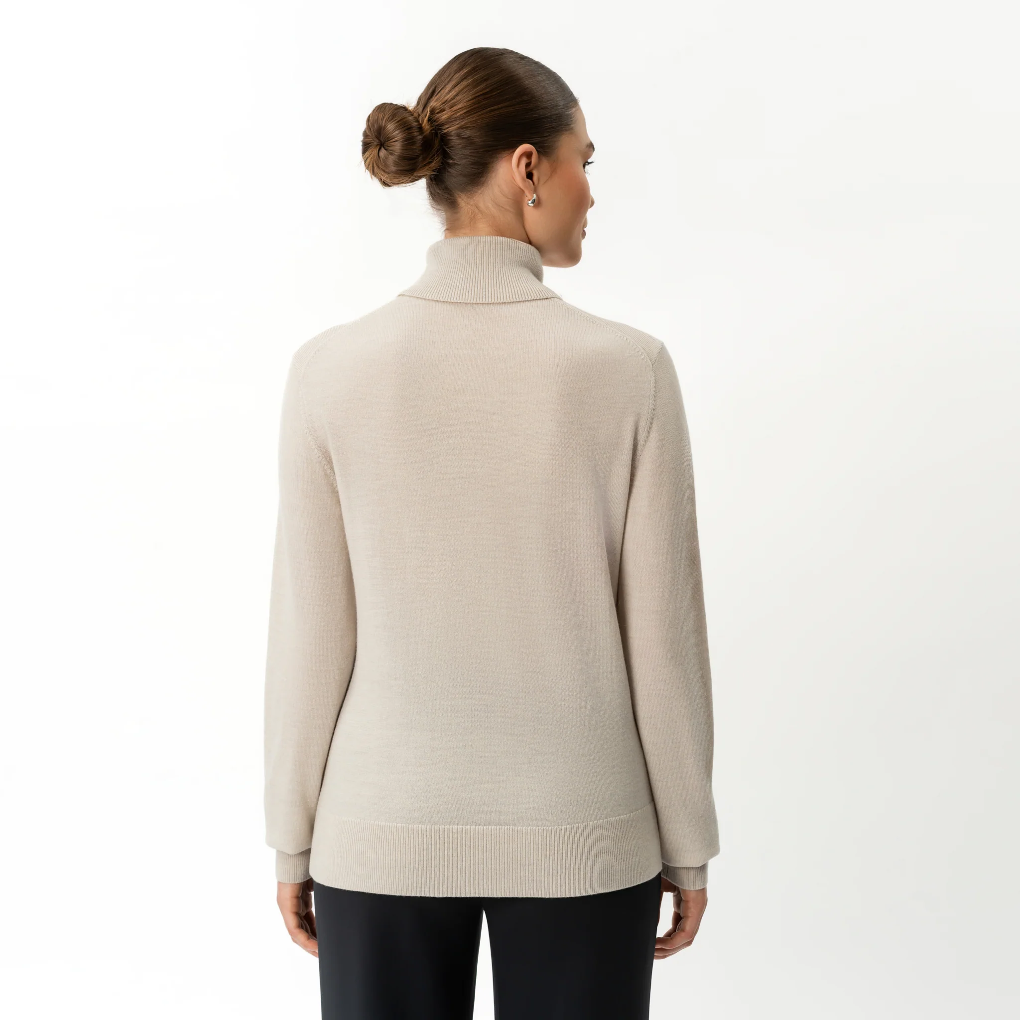 Merino Wool Relaxed Turtleneck - Image 4