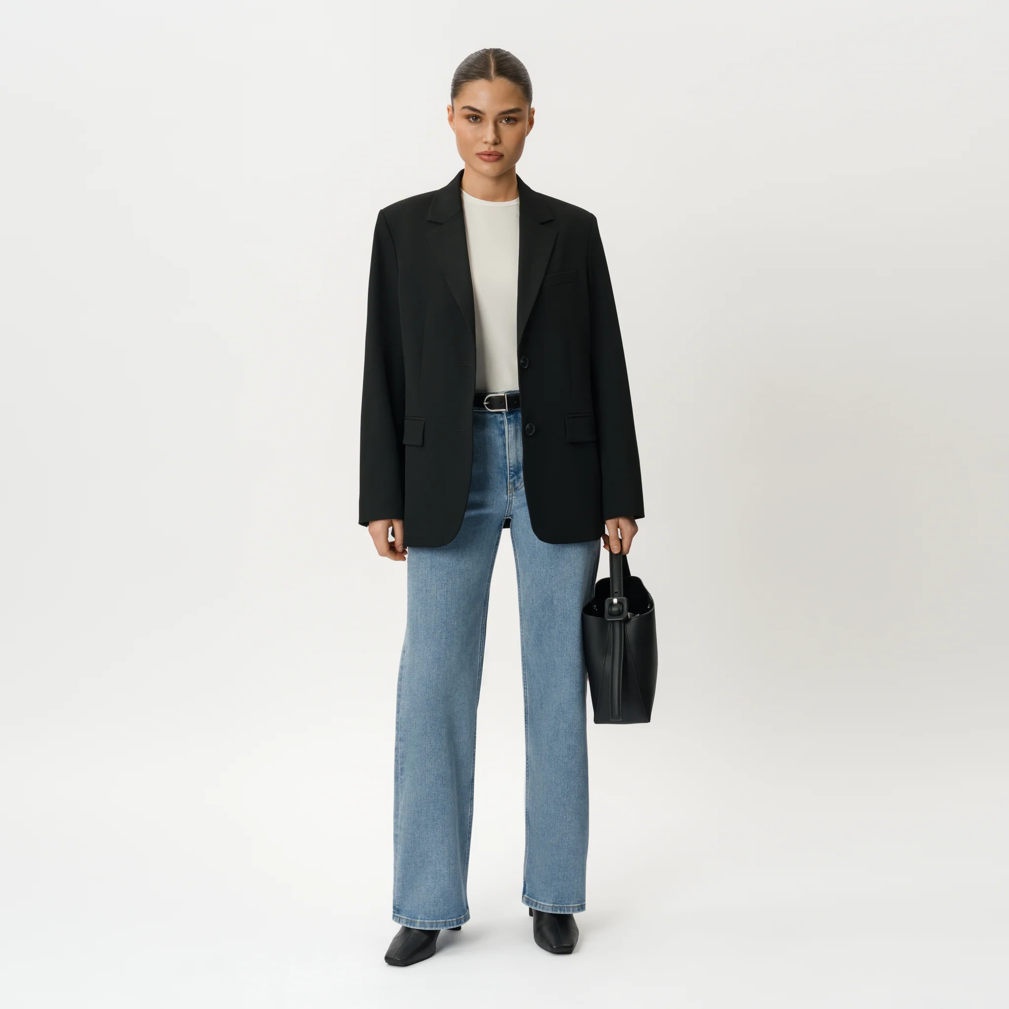 Relaxed ComfortDenim™ Jeans - Image 3