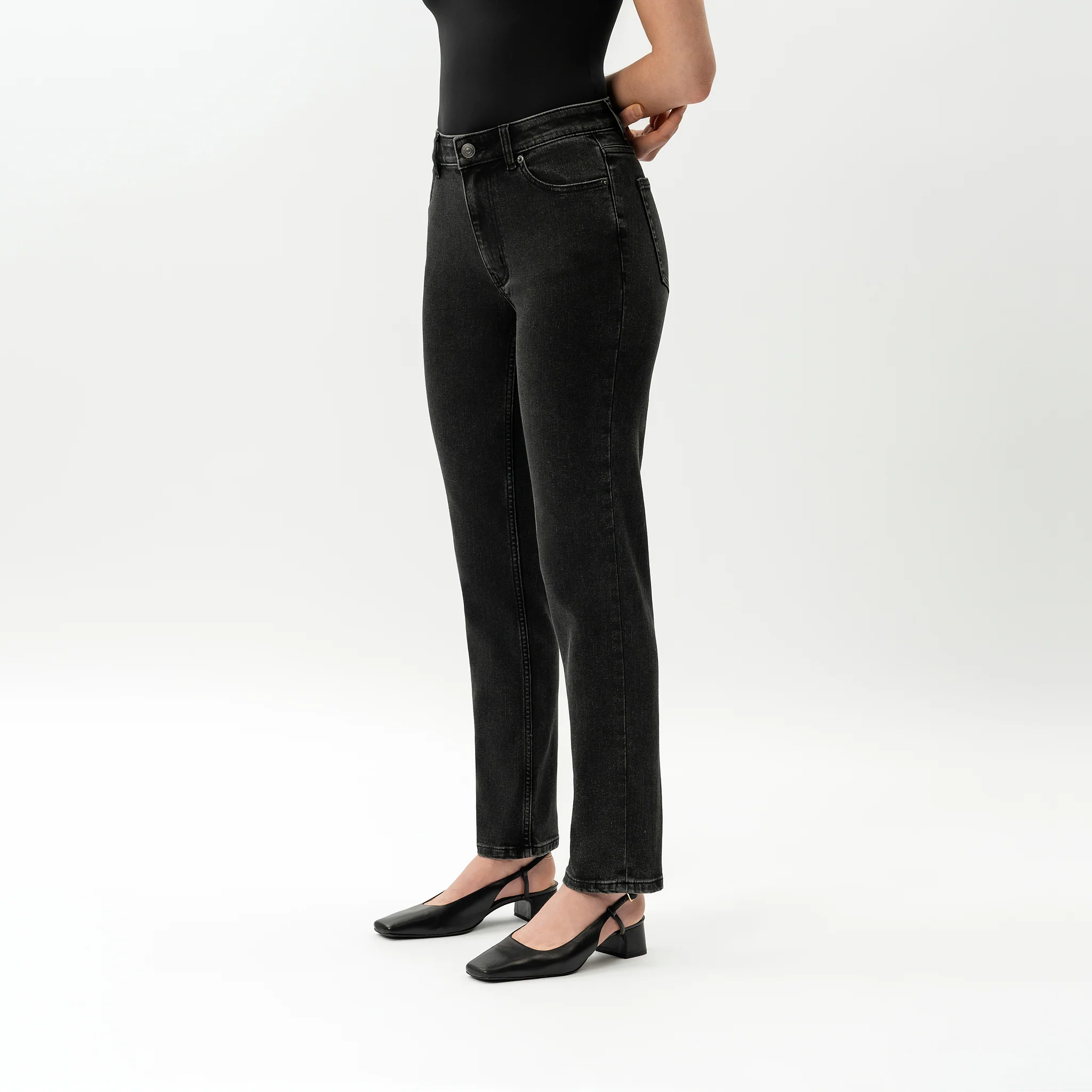 Slim ComfortDenim™ Jeans - Image 4