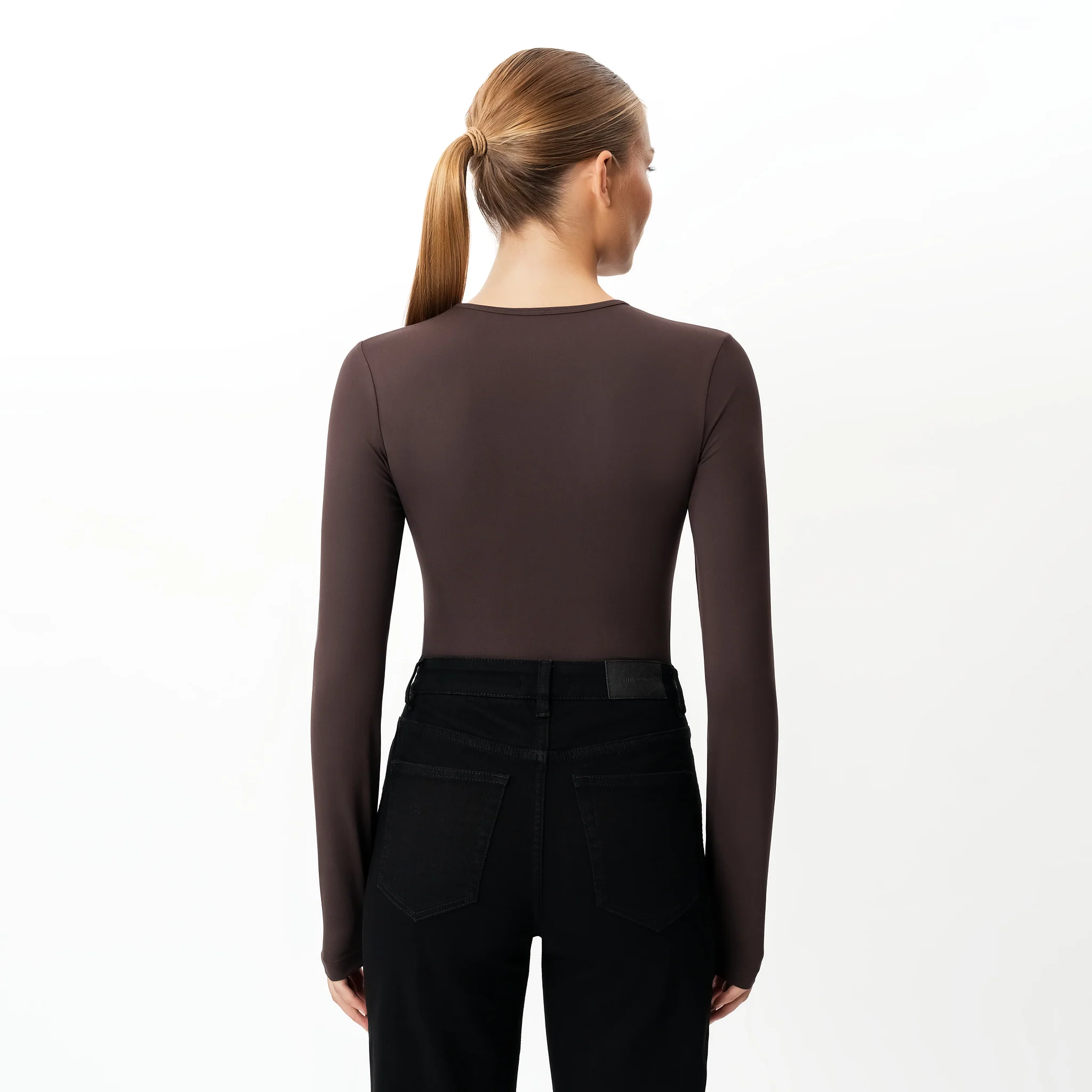 Soft Long-sleeve T-shirt - Image 4