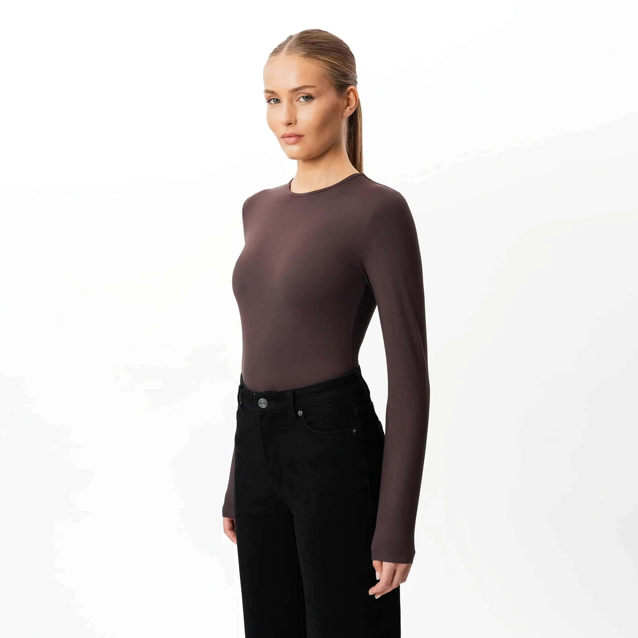Soft Long-sleeve T-shirt - Image 5