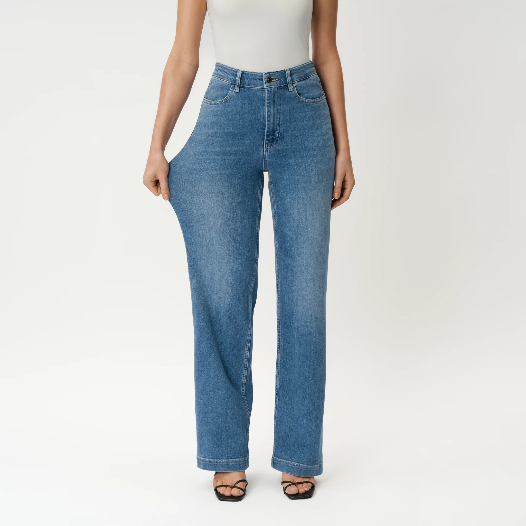 Summer ComfortDenim™ Jeans - Image 5