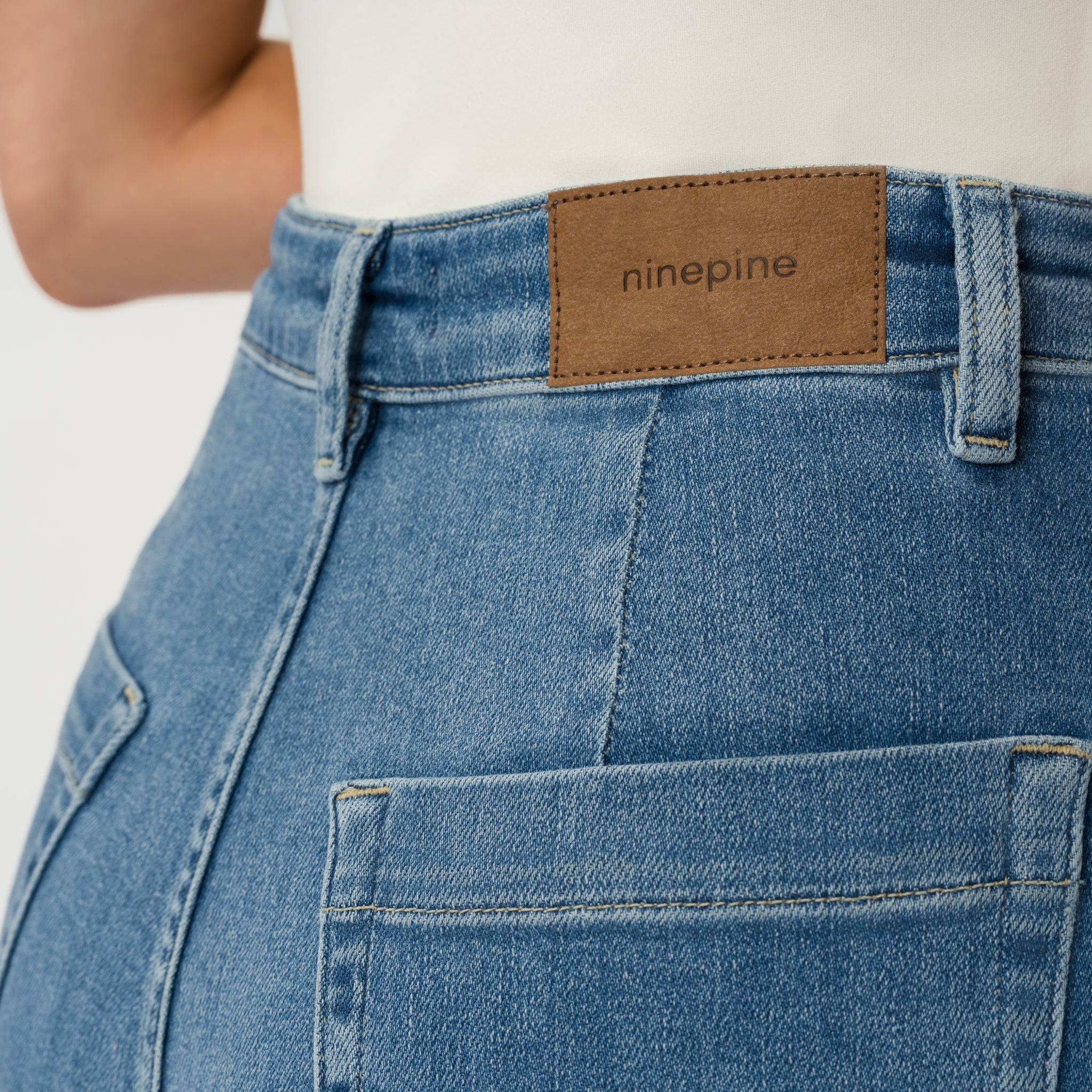 Summer ComfortDenim™ Jeans - Image 6
