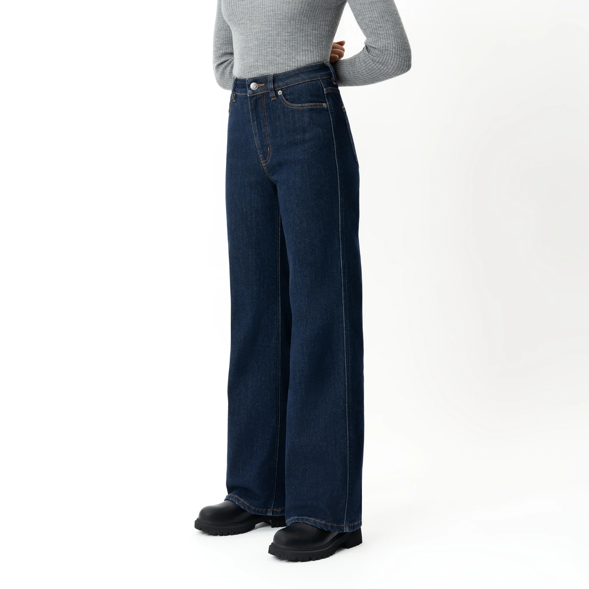 Winter FleeceDenim™ Relaxed Jeans - Image 8